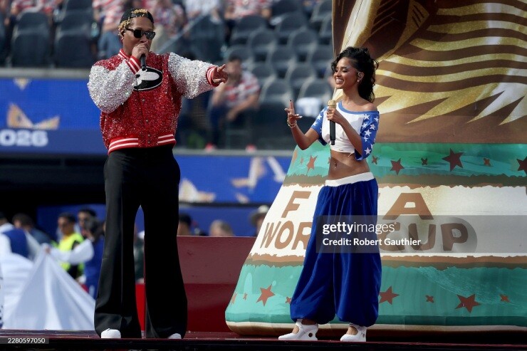 Chủ nhà Mỹ khai mạc World Cup mãn nhãn, mỹ nhân K-Pop Lisa khoe sắc nóng bỏng - 8