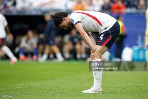 Đội tuyển Anh nhận tin dữ, Declan Rice chấn thương nguy cơ bỏ lỡ World Cup
