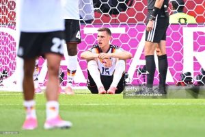 Rộ tin trụ cột ĐT Đức nghỉ hết World Cup, ĐT Hà Lan thấp thỏm vì Van Dijk