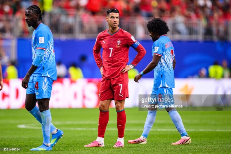 Ronaldo bị chỉ trích vì thi đấu tệ trước CHDC Congo