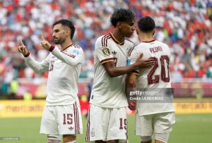 Tây Ban Nha giúp “tí hon” Cape Verde tạo kì tích, tránh Argentina ở vòng 1/16 World Cup