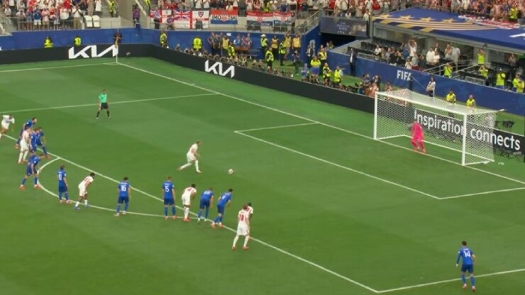 Thói quen chạy đà trước khi đá phạt đền của Harry Kane gây tranh cãi