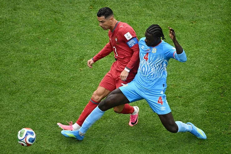 Ronaldo không còn được CĐV Bồ Đào Nha tin tưởng