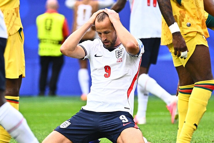 Harry Kane đã bỏ lỡ một cơ hội ngon ăn ở những phút cuối trận
