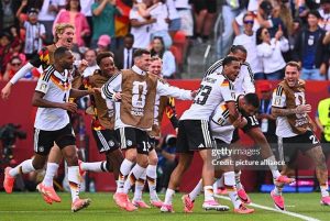 Nóng bảng xếp hạng World Cup: Đức đoạt vé đi tiếp sớm, Hà Lan soán ngôi đầu