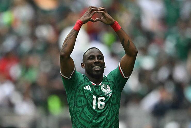 Quinones, người ghi bàn đầu tiên của World Cup 2026 (và cũng là Vua phá lưới của giải VĐQG Saudi Arabia)