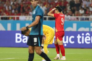 Video bóng đá ĐT Việt Nam – Singapore: 2 lần xà ngang giải cứu, cơ hội dồn dập (AFF Cup)