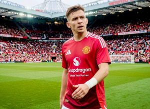 Trực tiếp chuyển nhượng 31/7: MU nhắm đàn em Ronaldo ở Juventus, Real gửi đề nghị chiêu mộ Rodri