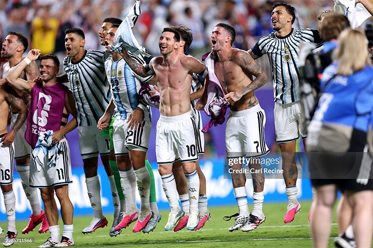 Argentina liên tiếp phải vượt qua những trận đấu đầy gian nan ở vòng knock-out