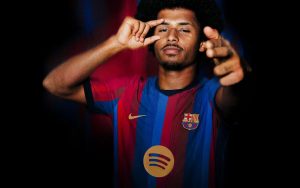 Barca kỳ vọng Yamal “cá chép hóa rồng”: Sắm vai “số 9 ảo”, mơ thành Messi 2.0