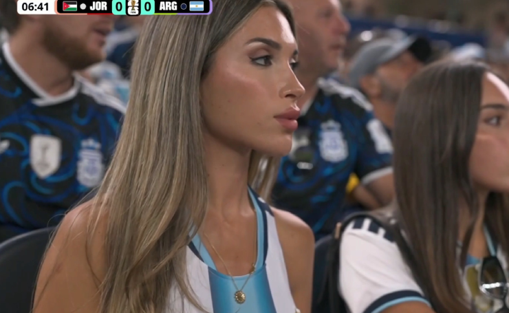 Fan Argentina sở hữu vẻ đẹp mà nhiều người nhầm tưởng rằng đây là ảnh do AI tạo ra 