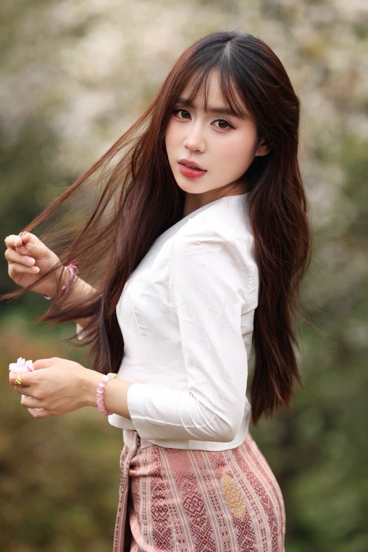 Hot girl người Lào Maysaa gây chú ý với bài đăng sau trận thua của Đức & Hà Lan - 3