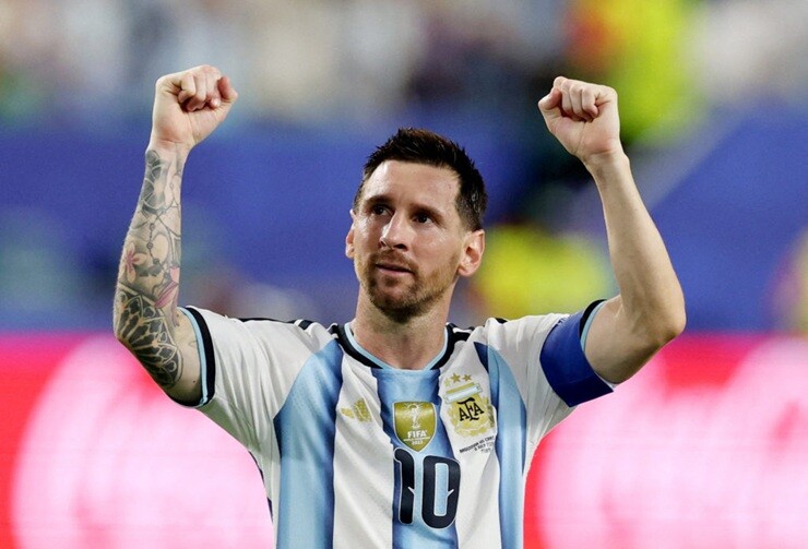 Messi đang một mình gánh vác hàng công Argentina