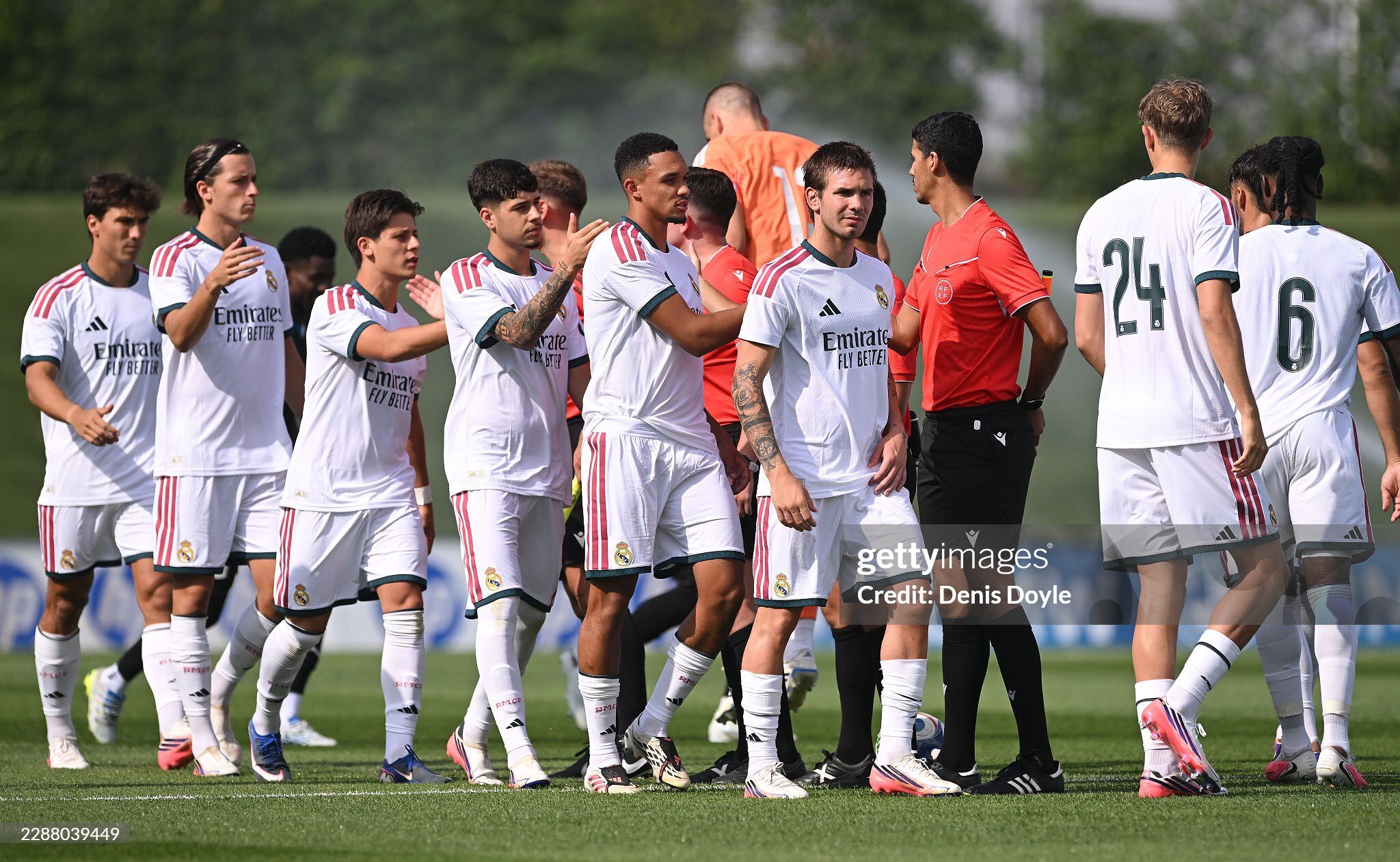 Real Madrid giành chiến thắng đậm đà