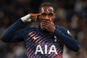 Video bóng đá Sydney – Tottenham: Mãn nhãn siêu phẩm đá phạt