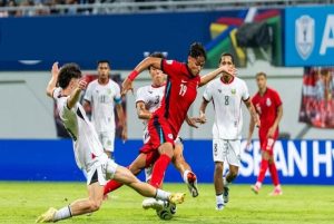 Video bóng đá Timor Leste – Indonesia: Bước ngoặt thẻ đỏ, choáng váng 8 phút 3 bàn (AFF Cup)