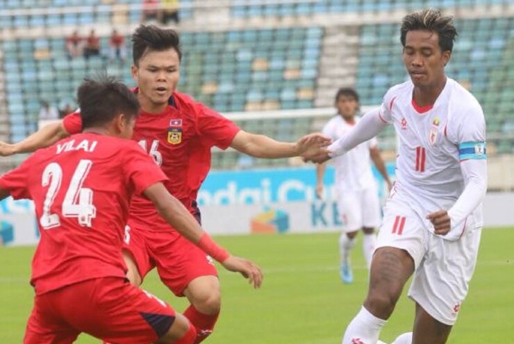 Hai đội đang chơi tấn công cực kỳ hấp dẫn