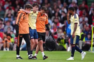 Arsenal dính “lời nguyền” với hậu vệ cánh phải: Cả 4 sao đều dính chấn thương nặng
