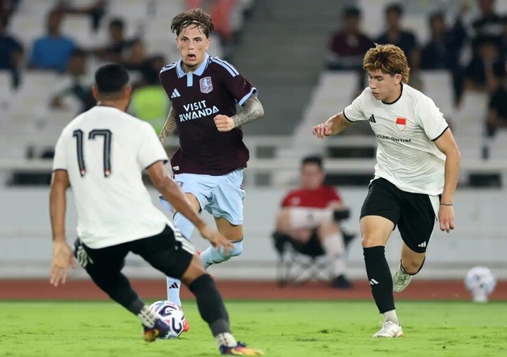Garnacho cho biết anh "hạnh phúc khi được tận hưởng bóng đá trở lại" sau trận ra mắt&nbsp;Aston Villa