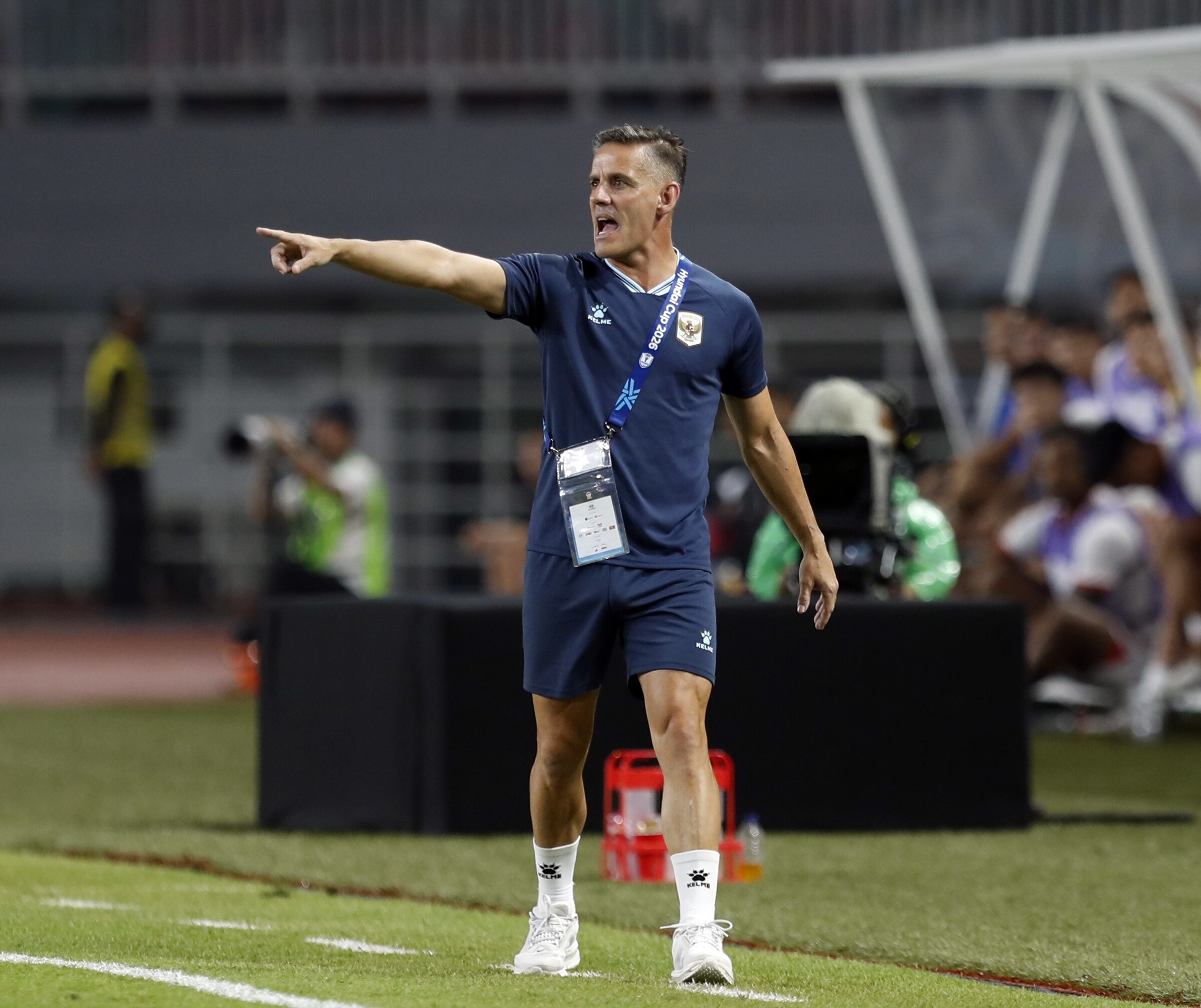 HLV John Herdman có nguy cơ mất việc nếu ĐT Indonesia bị loại từ vòng bảng