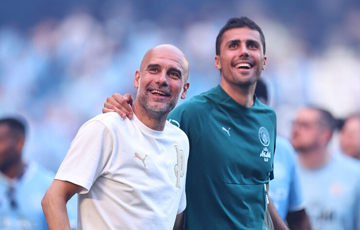 Barcelona tạo khác biệt, Man City không thể giữ chân trụ cột