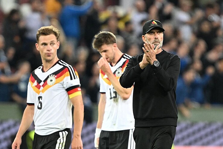 Klopp chưa thể giúp ĐT Đức thoát ra khỏi những ngày tháng u ám