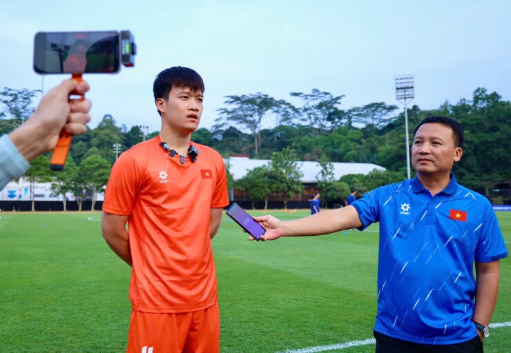 Hoàng Đức hé lộ tình trạng, chờ tin vui trước trận mở màn FIFA ASEAN Cup - 1