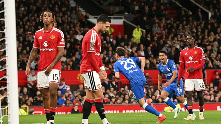 MU thất bại trước Brighton ở League Cup