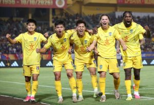 Video bóng đá Hà Nội – SLNA: Hàng thủ thảm họa, ác mộng ở Hàng Đẫy (V-League)