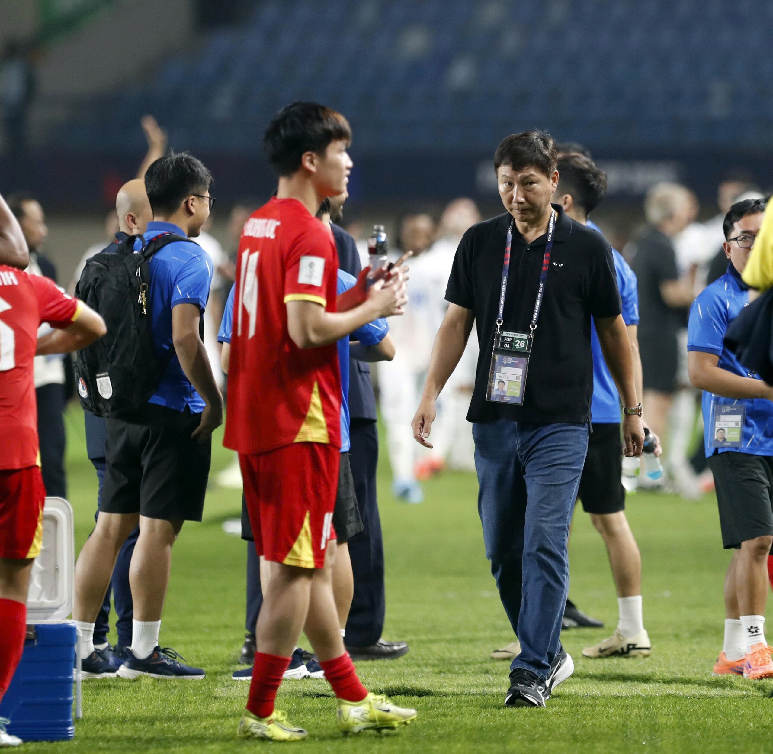 Thầy trò HLV Kim Sang Sik còn nhiều việc phải làm