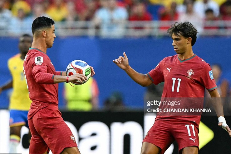 HLV Jesus&nbsp;muốn Felix chơi tiền đạo cắm, vị trí mà Ronaldo đảm nhiệm ở ĐT Bồ Đào Nha