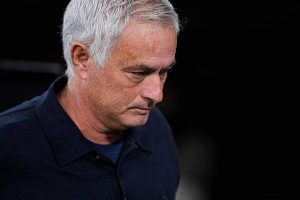 Mourinho mặt “lạnh như tiền” dù Real Madrid thắng đậm, lên tiếng về “bom tấn” Diomande