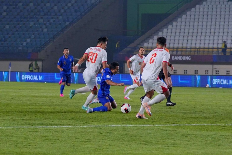 ĐT Thái Lan vừa giành chiến thắng 2-0 trước ĐT Việt Nam. Ảnh: Changsuek.