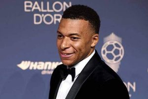Mbappe 9 năm chờ đợi, 9 lần vào top 10 vẫn lỡ hẹn tiếc nuối với Quả bóng Vàng