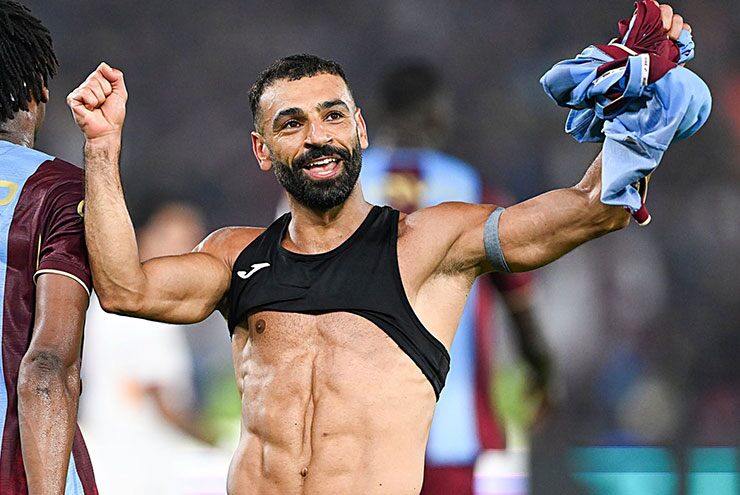 Salah ăn mừng sau khi ghi bàn vào lưới KuPS