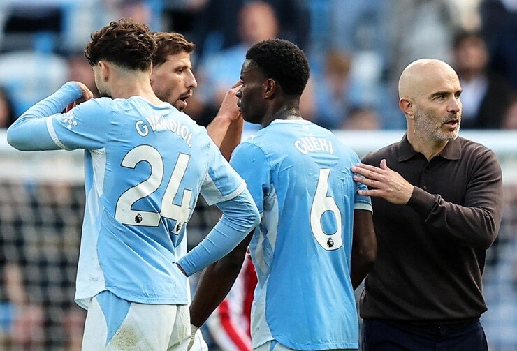 Bầu không khí Man City đang bị phủ bóng bởi những thông tin liên quan đến 115 cáo buộc vi phạm tài chính