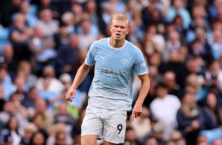 MU được khuyên tận dụng biến động ở Man City