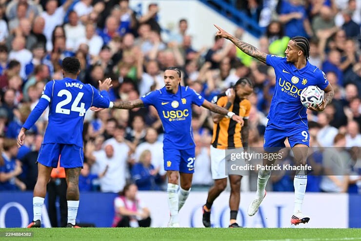 Hàng công và tuyến phòng ngự Chelsea có sự chênh lệch đáng kể