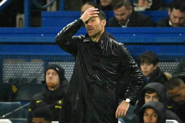 Xabi Alonso đang bắt đầu bộc lộ một số điểm yếu trong cung cách cầm quân